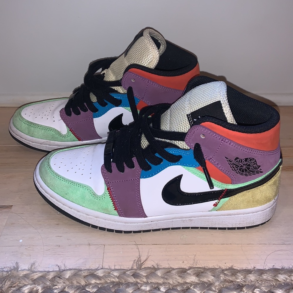 Air Jordan Lightbulb Mid View 3
